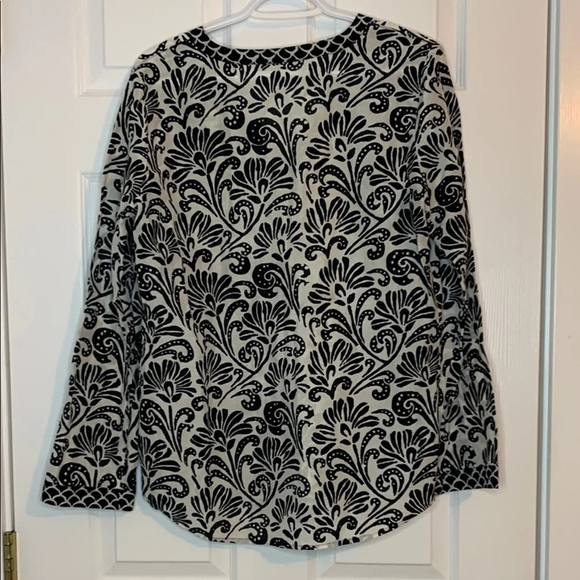 C. Wonder Black and White Floral Long Sleeve Bohemian Blouse Cotton Silk - Picture 5 of 7
